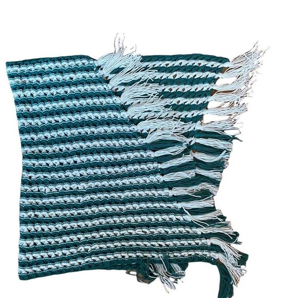 Handmade Bulky Crochet Lap Afghan Green White - Picture 6 of 10